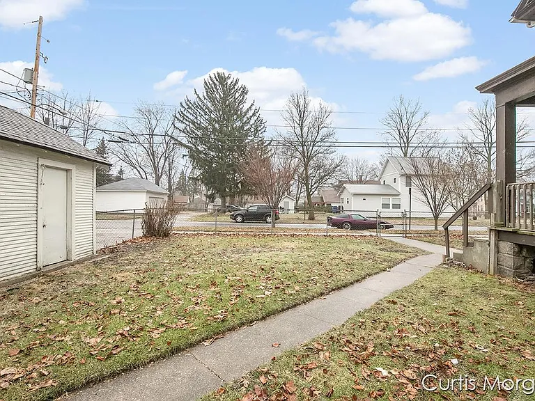 1035 Chatham St NW — Photo 26