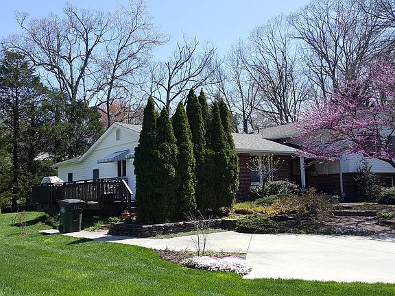 2nd image of 4311 Braeburn Dr