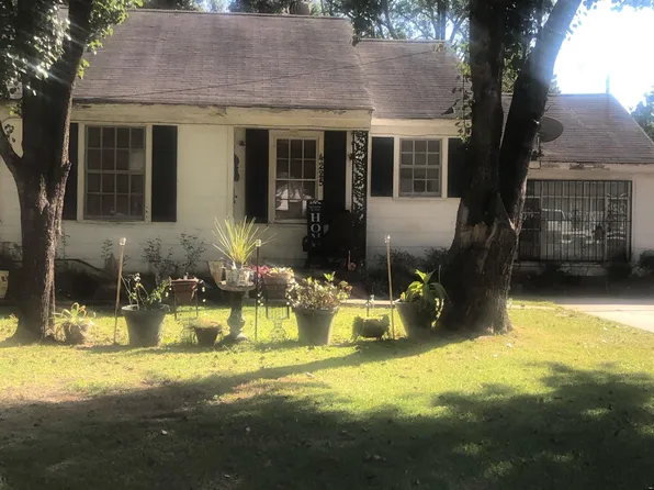 4225 Larchmont St, Jackson, MS 39209
