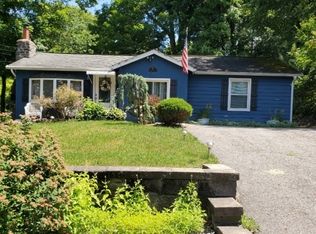 15 Beech Dr, Stockholm, NJ 07460