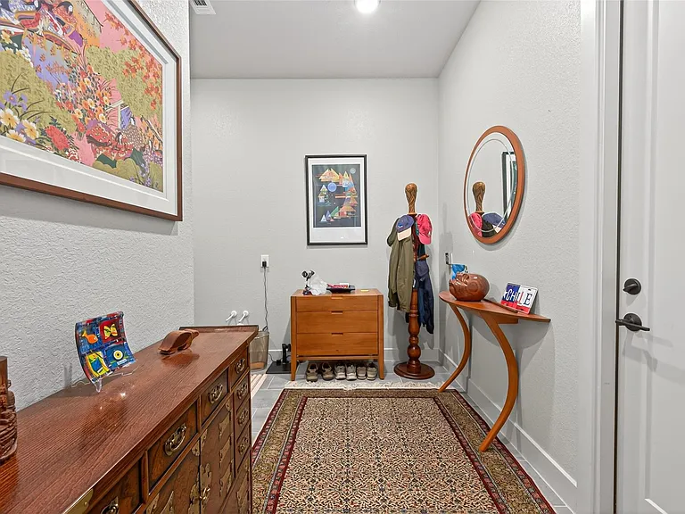 9979 Pebble Glen Dr — Photo 27