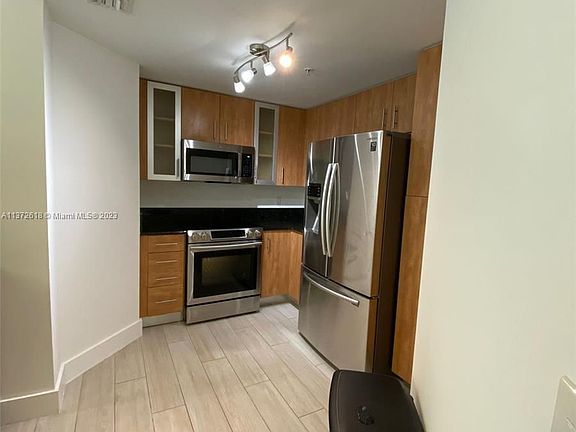 4th image of 7910 Harbor Island Dr APT 408