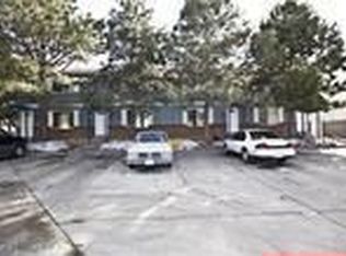 1898 Eagle St, Aurora, CO 80011