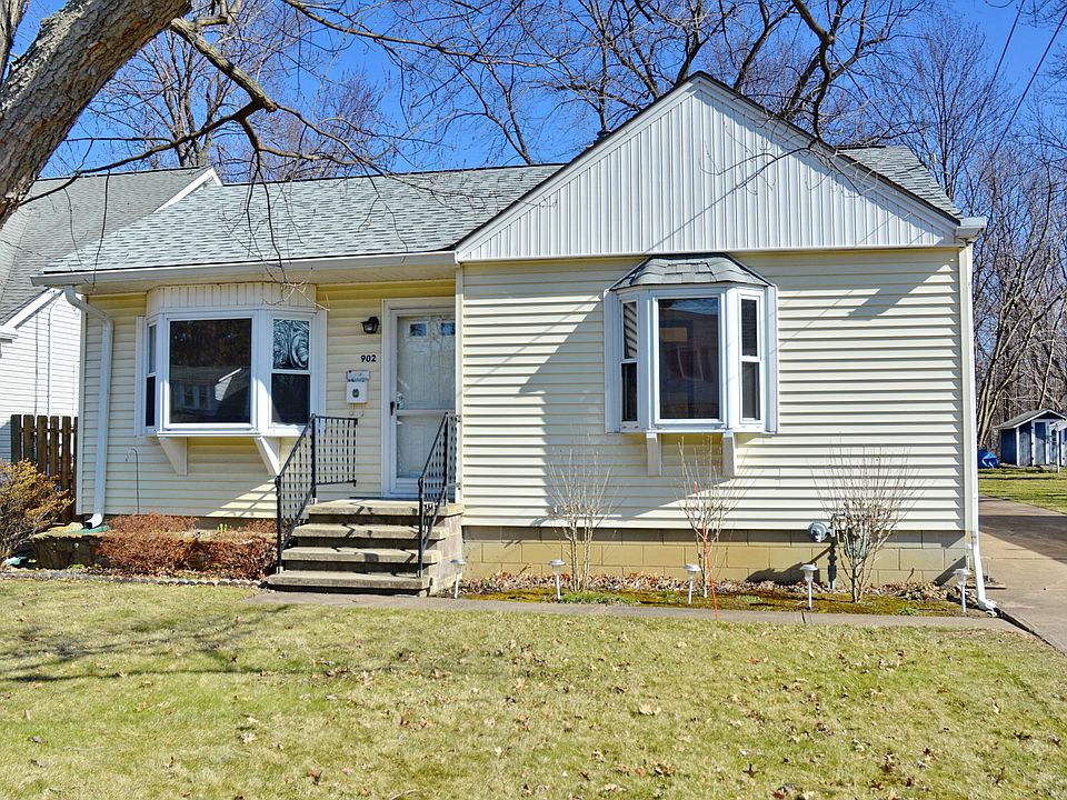 1st image of 902 Skinner Ave