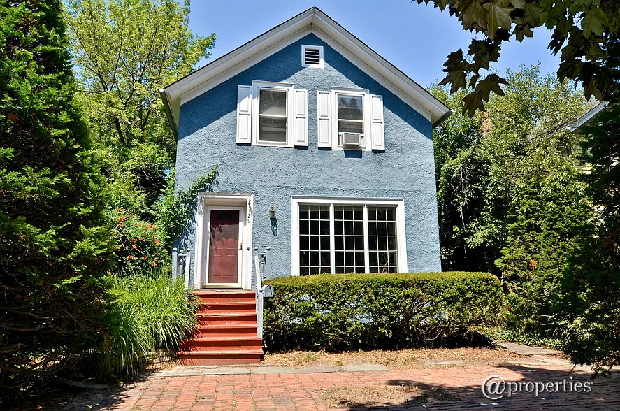 1129 Grant St photo 1