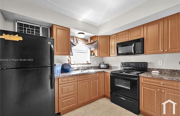 2nd image of 508 SW 4th Ave #1-4