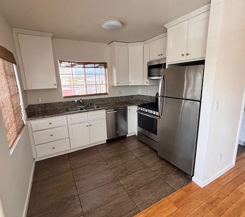 1st image of 1824-1828 Montrose St #1