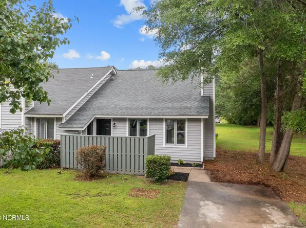 26b Masters Court Drive, New Bern, NC 28562