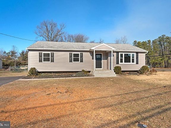 4th image of 500 Berkeley Dr