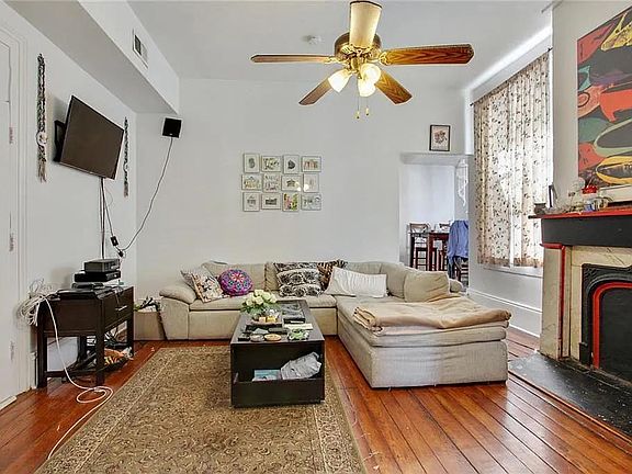 2nd image of 1711 2nd St APT 4