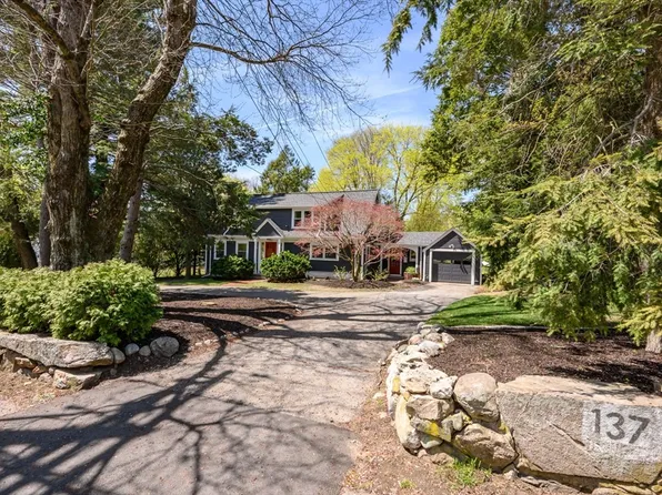 137 Canton Ave, Milton, MA 02186