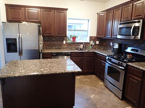 3rd image of 14440 Lacota Point Dr