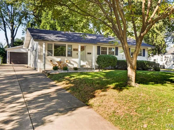 1675 Saint Catherine St, Florissant, MO 63033