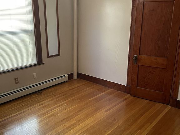 139 Hillsdale Rd. #1 Somerville (Powderhouse Square) Unit