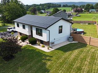 562 Hillside Ave, Elysburg, PA 17824
