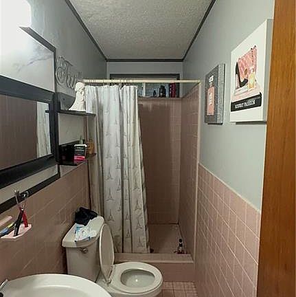 3rd image of 2705 Richmond Ave