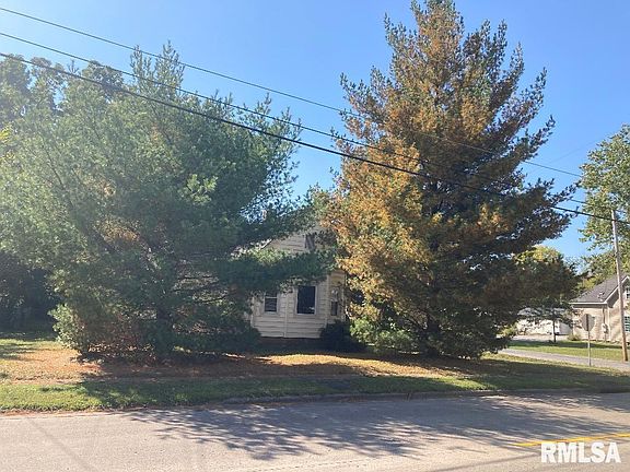 2nd image of 717 W Broadway Blvd
