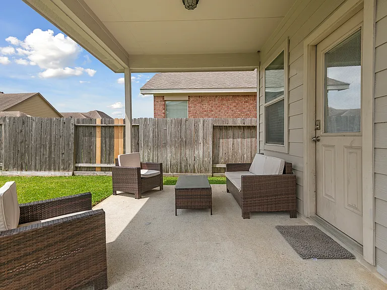 7015 Windy Run Ct — Photo 35