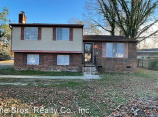 9301 Classic Rd, Glen Allen, VA 23060