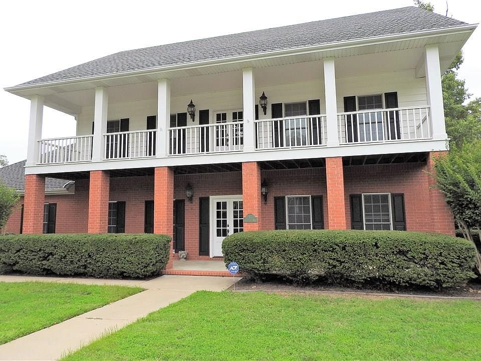 1st image of 45 Stonehenge Dr