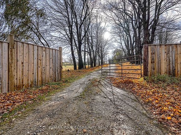 5th image of 20364 Saint Andrews Rd