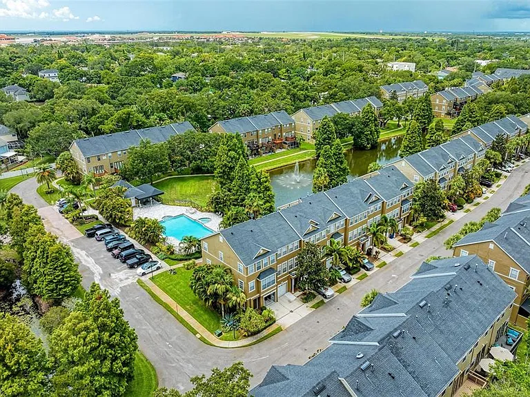 3047 Pointeview Dr — Photo 46