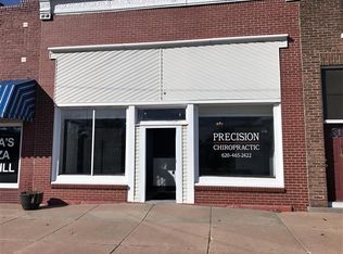 111 S Kansas St, Haven, KS 67543