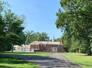 5887 Headley Rd, Columbus, OH 43230