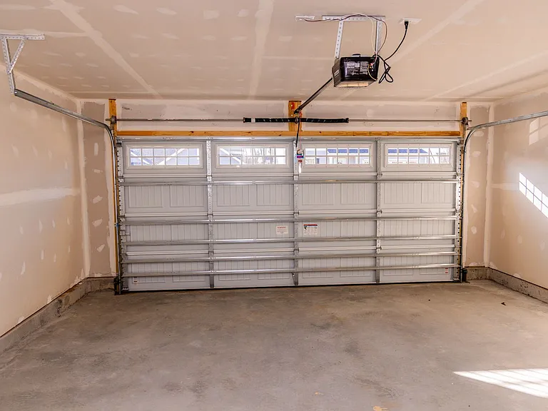 327 White Birch Rd — Photo 13