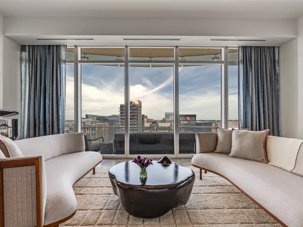 1918 Olive St APT 2401, Dallas, TX 75201