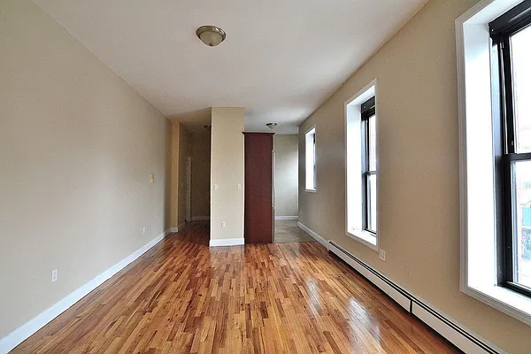 Rented by Hagstrom Management Inc | media 37