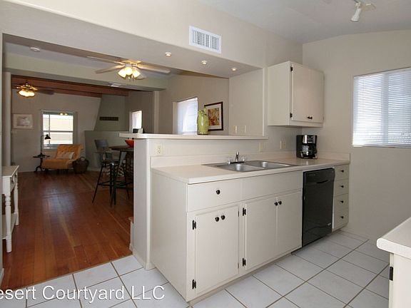 2nd image of 1401 N Alvernon Way