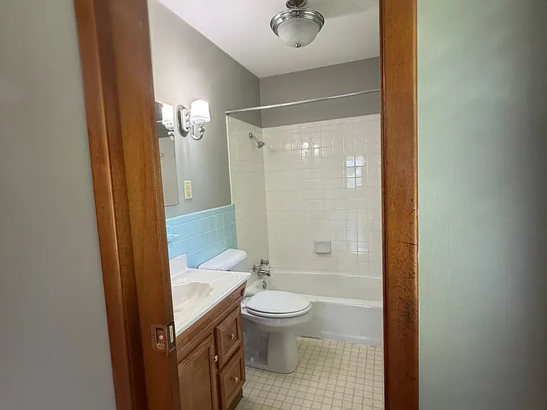 942 Margaret Dr — Photo 33