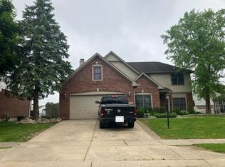 1179 Barrington Dr, Greenwood, IN 46143