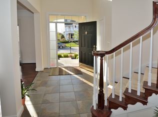 22180 Withers Grove Ct, Ashburn, VA 20148