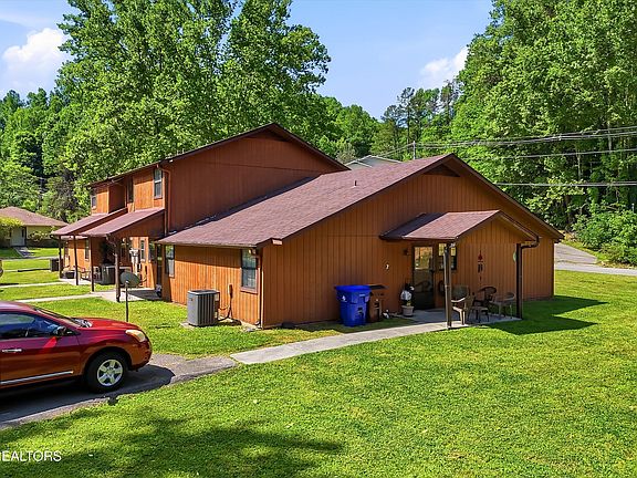 3rd image of 197-207 Gum Hollow Rd #197-207