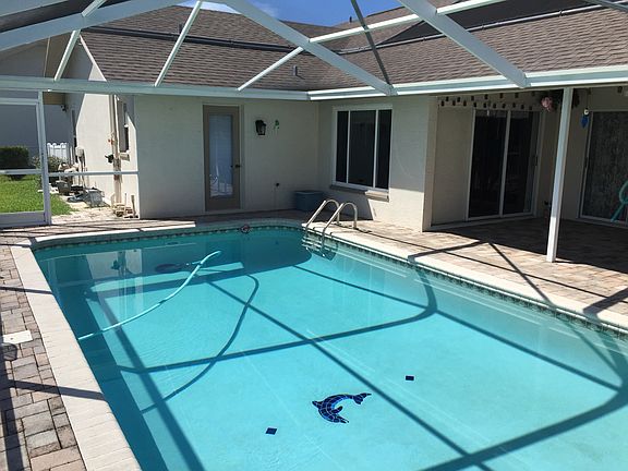 3rd image of 13700 Arden Dr