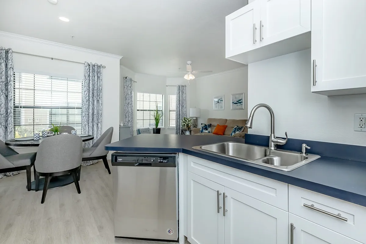 Building Photo - Gulf Breeze