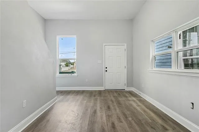 3 bed, 2.0 bath, 1000 sqft, $1,500 — Photo 3