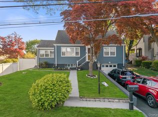 1 Francis Ln, Port Chester, NY 10573