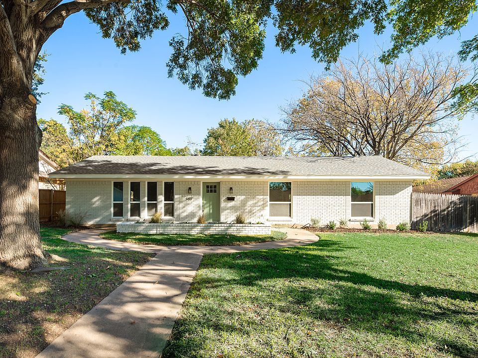 1st image of 3417 Shady Hollow Ln
