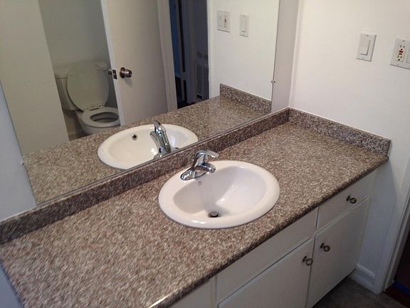 4th image of 1444 N Vista St APT 4