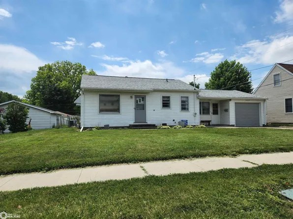 1605 N 4th Ave E, Newton, IA 50208
