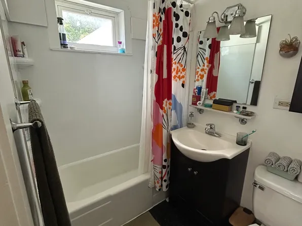 114 W Seneca St, Ithaca, NY 14850