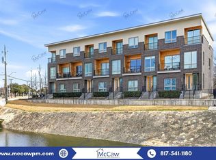 2620 Valley View Ln #100, Dallas, TX 75234