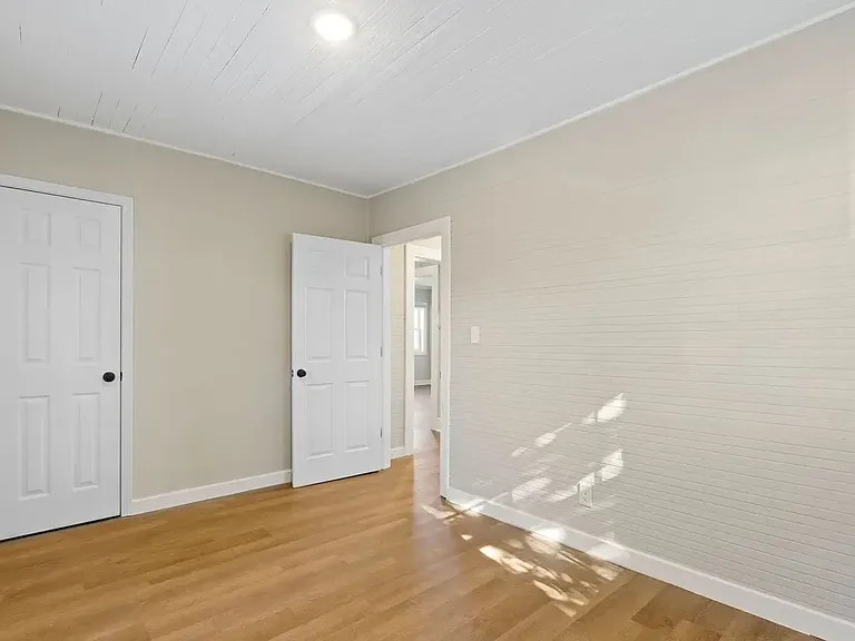 1111 Queen Ann St — Photo 15