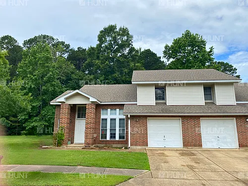 725 Levitow Cir Photo 1