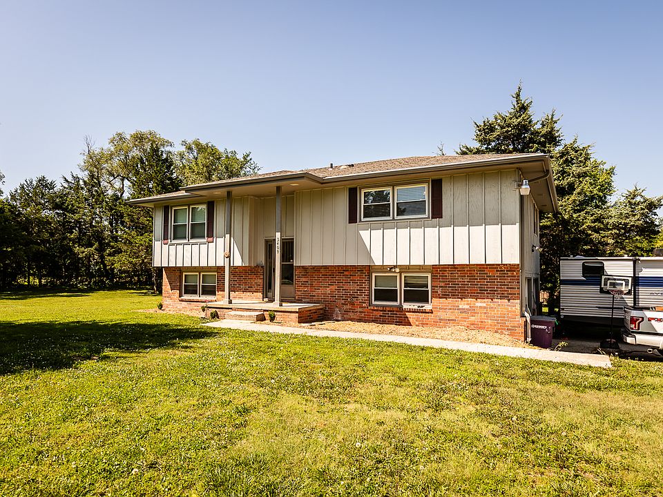 1st image of 3409 Cedar Ln