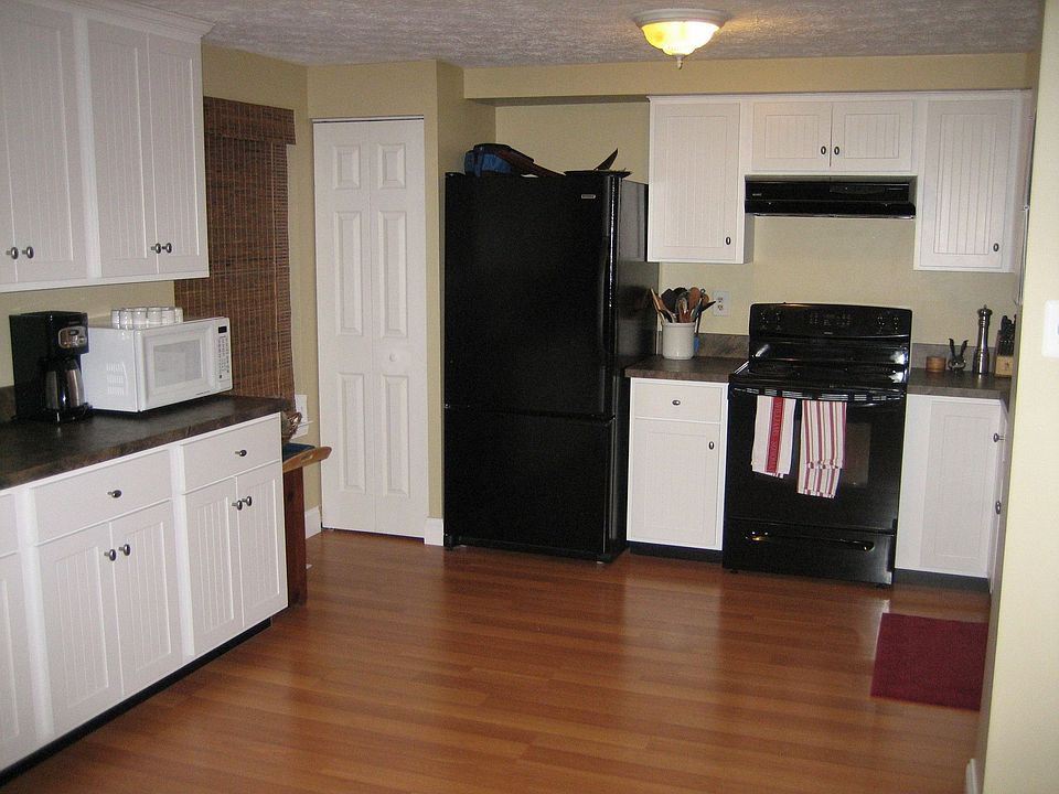 2nd image of 1444 Point O Woods Ct