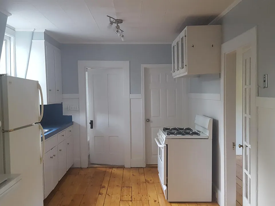 2-128 Brackett St #2
